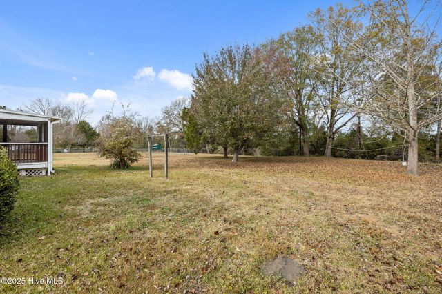 2600 N Hills Drive, New Bern, NC 28562