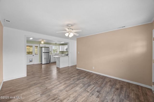 2600 N Hills Drive, New Bern, NC 28562