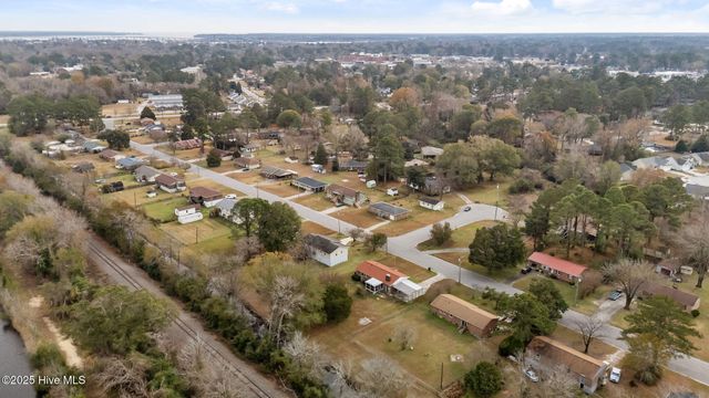 2600 N Hills Drive, New Bern, NC 28562