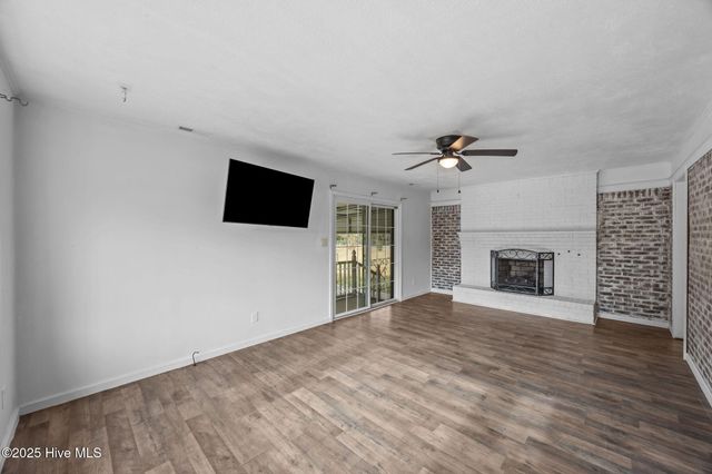 2600 N Hills Drive, New Bern, NC 28562