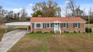 2600 N Hills Drive, New Bern, NC 28562