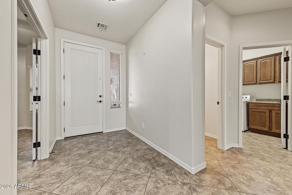 17848 W IVY Lane, Surprise, AZ 85388 — photo 4