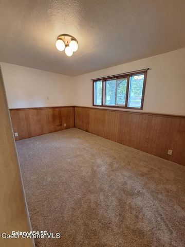 9704 N Hillview DR, Hayden, ID 83835
