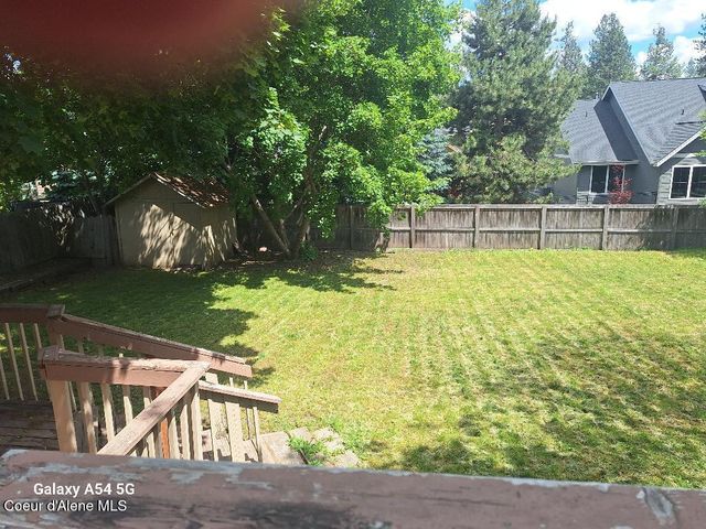 9704 N Hillview DR, Hayden, ID 83835