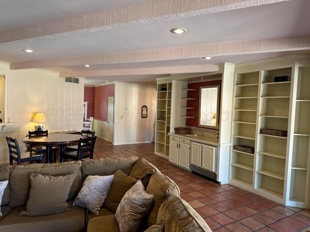 237 Somerset Street, Borger, TX 79007