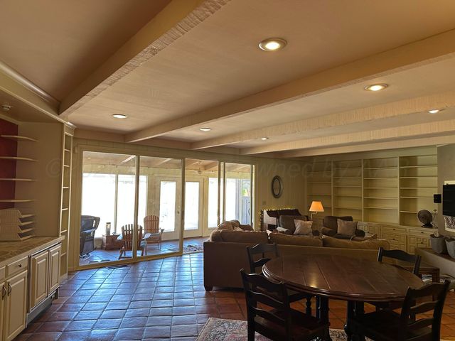 237 Somerset Street, Borger, TX 79007