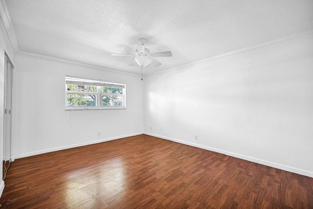 3360 Spanish Moss Ter 311, Lauderhill, FL 33319