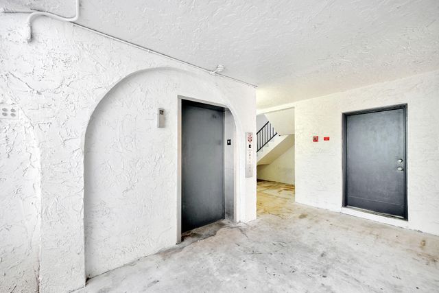 3360 Spanish Moss Ter 311, Lauderhill, FL 33319