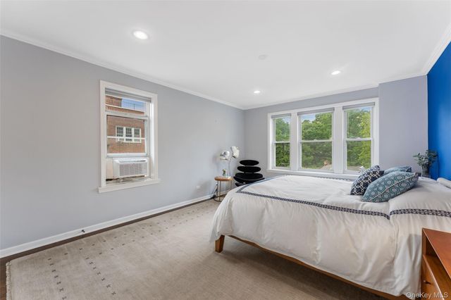 280 Bronxville 8B, Bronxville, NY 10708