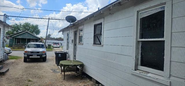 1411 Mcneil Street, Houston, TX 77009