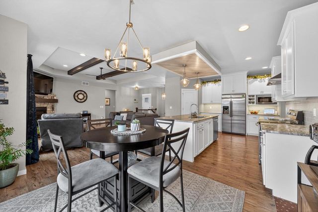 W6036 ZACH STREET, Menasha, WI 54952