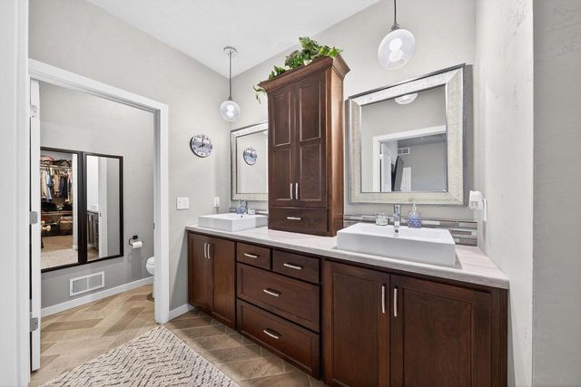 W6036 ZACH STREET, Menasha, WI 54952