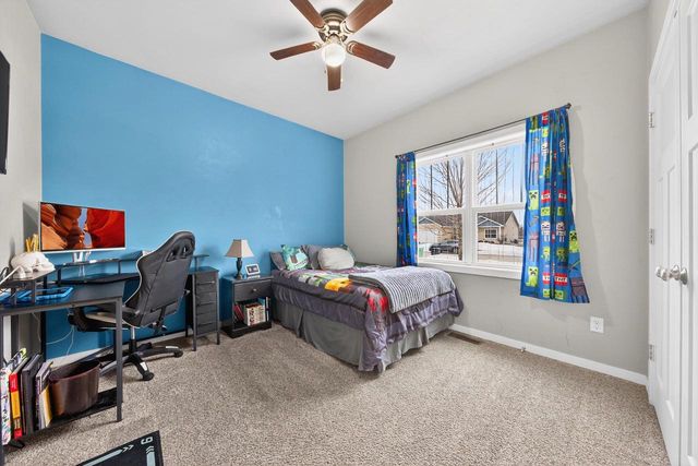 W6036 ZACH STREET, Menasha, WI 54952