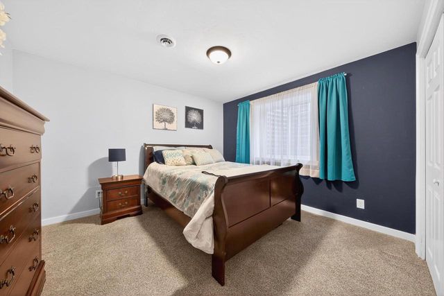 W6036 ZACH STREET, Menasha, WI 54952