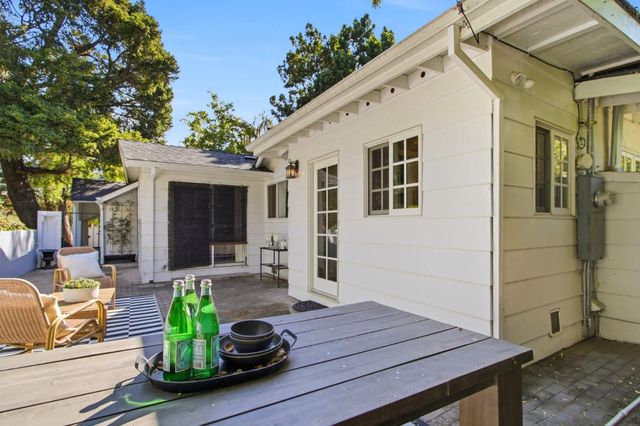 105 Spreckles Avenue, Los Gatos, CA 95030