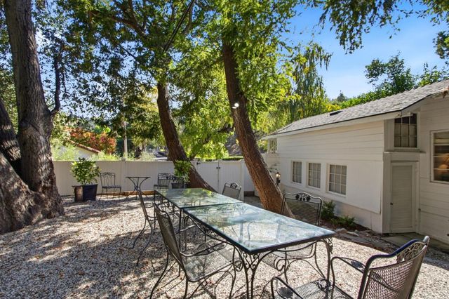 105 Spreckles Avenue, Los Gatos, CA 95030