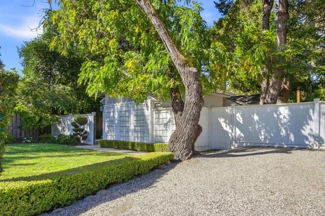 105 Spreckles Avenue, Los Gatos, CA 95030