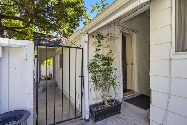 105 Spreckles Avenue, Los Gatos, CA 95030