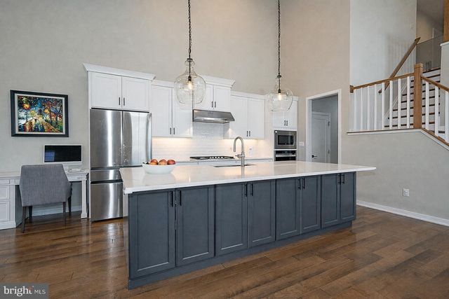 34 TAMARACK CIR, Eagleville, PA 19403