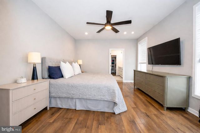 34 TAMARACK CIR, Eagleville, PA 19403