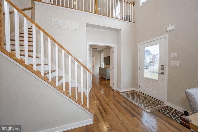 34 TAMARACK CIR, Eagleville, PA 19403