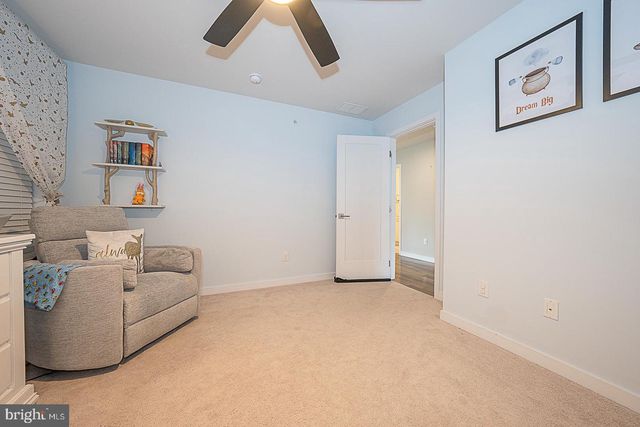 34 TAMARACK CIR, Eagleville, PA 19403