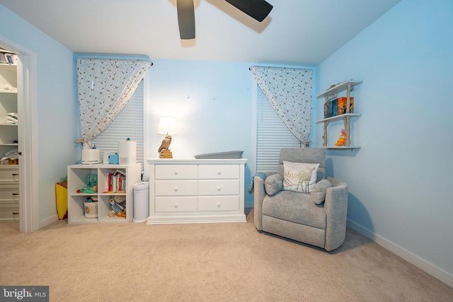 34 TAMARACK CIR, Eagleville, PA 19403