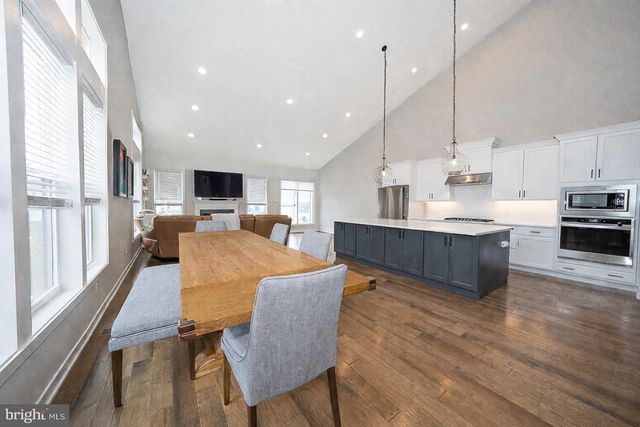 34 TAMARACK CIR, Eagleville, PA 19403