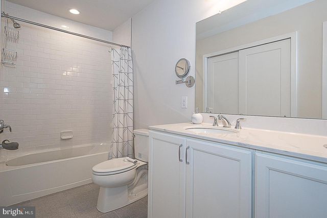 34 TAMARACK CIR, Eagleville, PA 19403