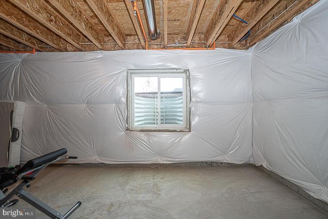 34 TAMARACK CIR, Eagleville, PA 19403