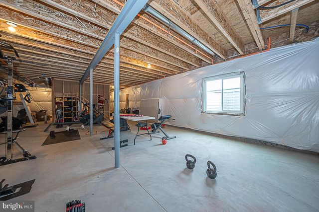 34 TAMARACK CIR, Eagleville, PA 19403