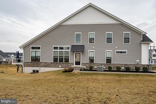 34 TAMARACK CIR, Eagleville, PA 19403