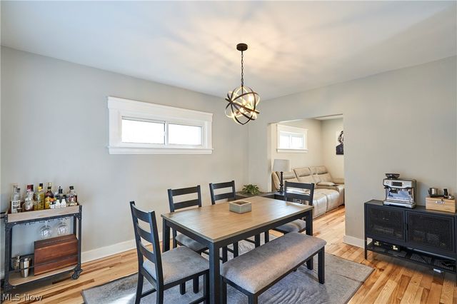 2111 Wascana Avenue, Lakewood, OH 44107