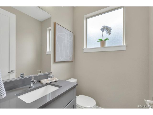 5364 Allison St C, Arvada, CO 80002