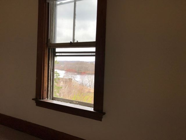 330 Main Street 2, Clinton, MA 01510