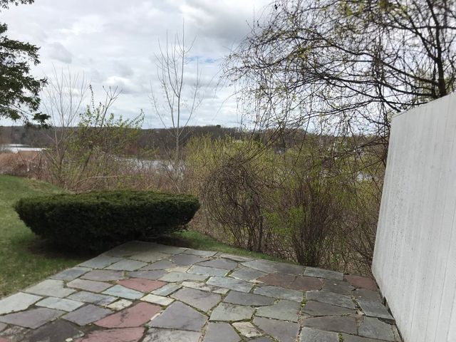 330 Main Street 2, Clinton, MA 01510
