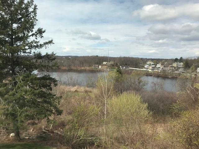 330 Main Street 2, Clinton, MA 01510