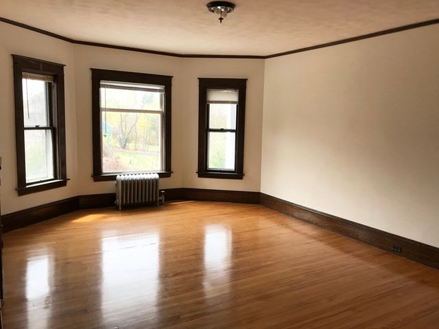 330 Main Street 2, Clinton, MA 01510