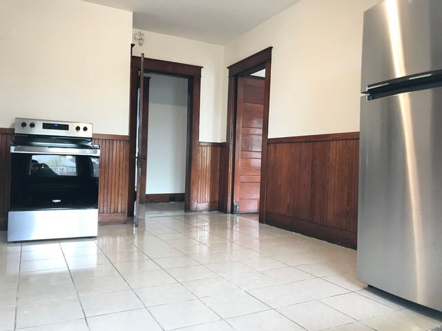 330 Main Street 2, Clinton, MA 01510