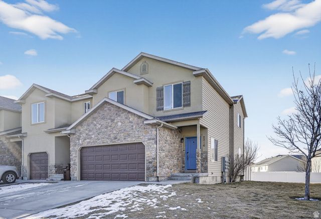 2016 E CEDAR TRAILS WAY, Eagle Mountain, UT 84005