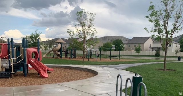 2016 E CEDAR TRAILS WAY, Eagle Mountain, UT 84005