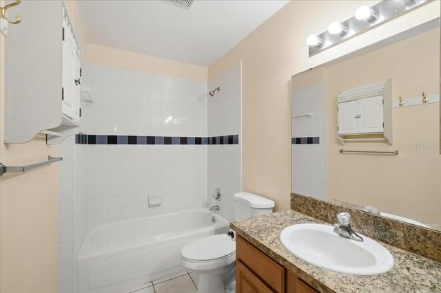 207 WINTER RIDGE BOULEVARD 4, Winter Haven, FL 33881