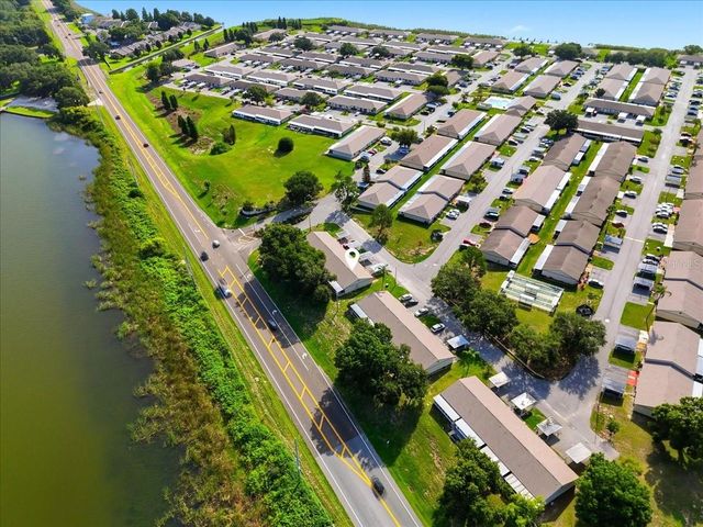 207 WINTER RIDGE BOULEVARD 4, Winter Haven, FL 33881