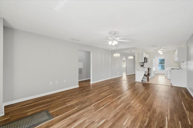 207 WINTER RIDGE BOULEVARD 4, Winter Haven, FL 33881