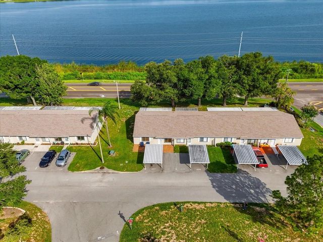 207 WINTER RIDGE BOULEVARD 4, Winter Haven, FL 33881