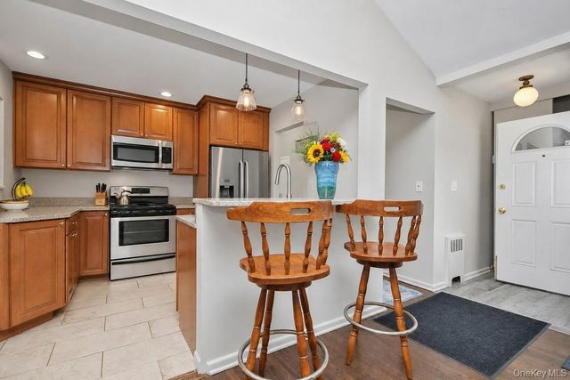 7 Tudor Place, Hartsdale, NY 10530