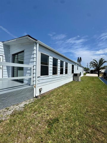 50 Ipanema Way, Fort Pierce, FL 34951