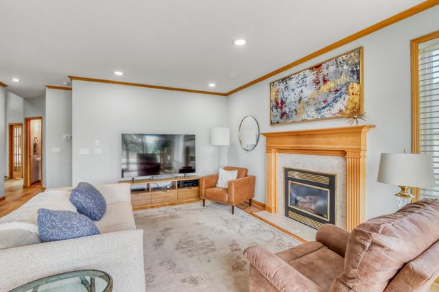 4744 Rose Creek Parkway S, Fargo, ND 58104