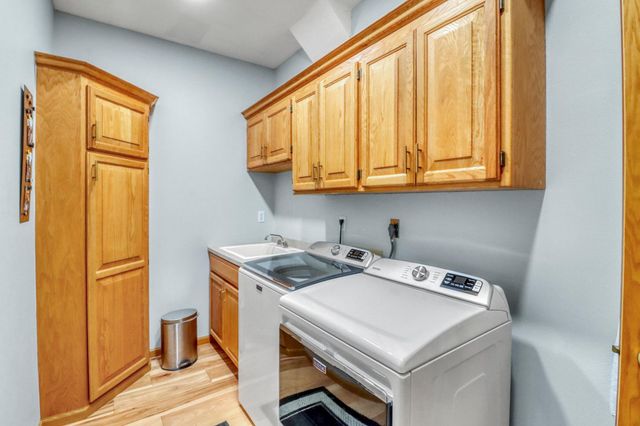4744 Rose Creek Parkway S, Fargo, ND 58104