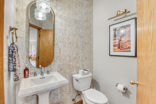 4744 Rose Creek Parkway S, Fargo, ND 58104